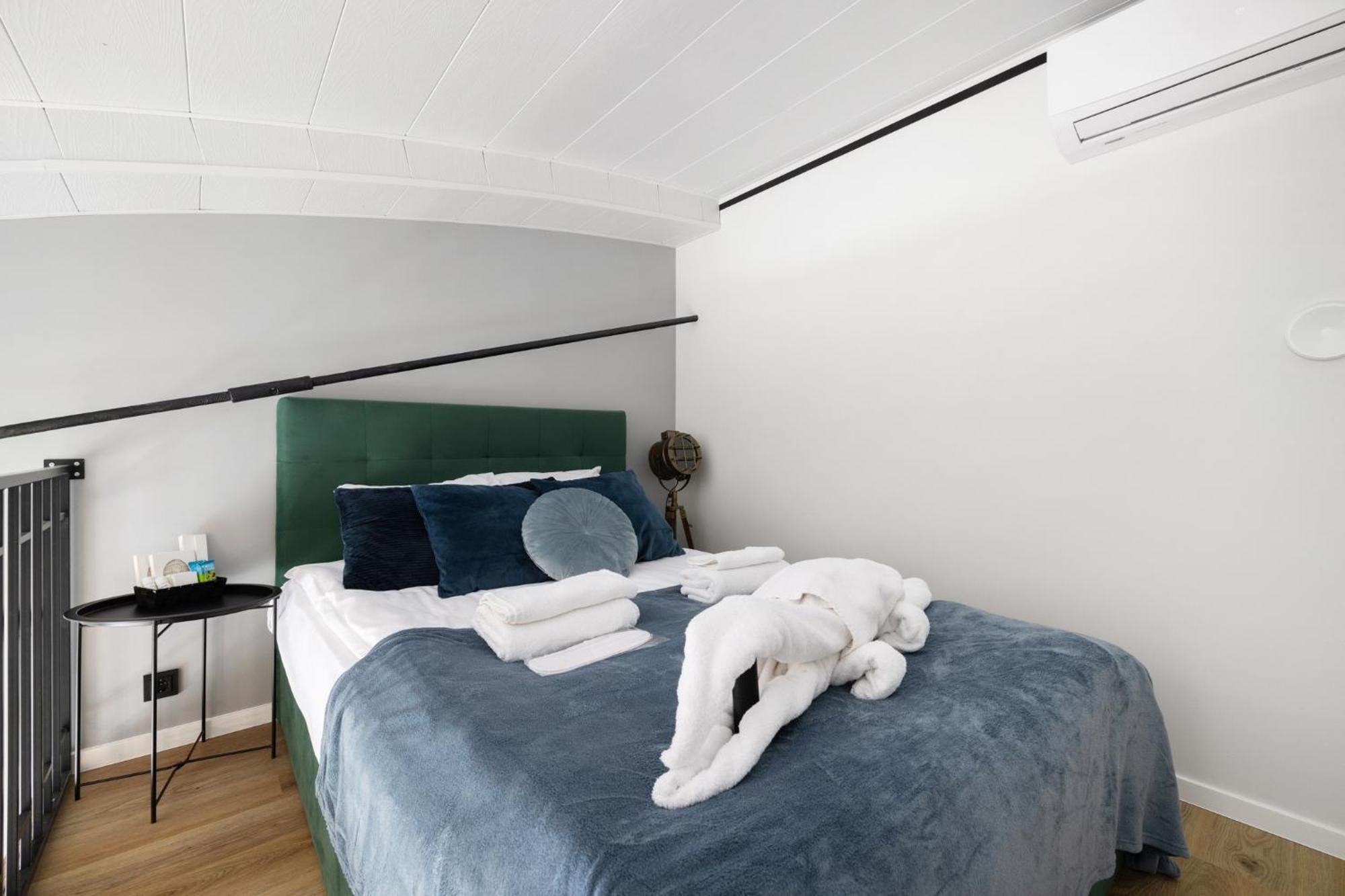 Bright Lofts Near City Center Harbour Tallin Exterior foto
