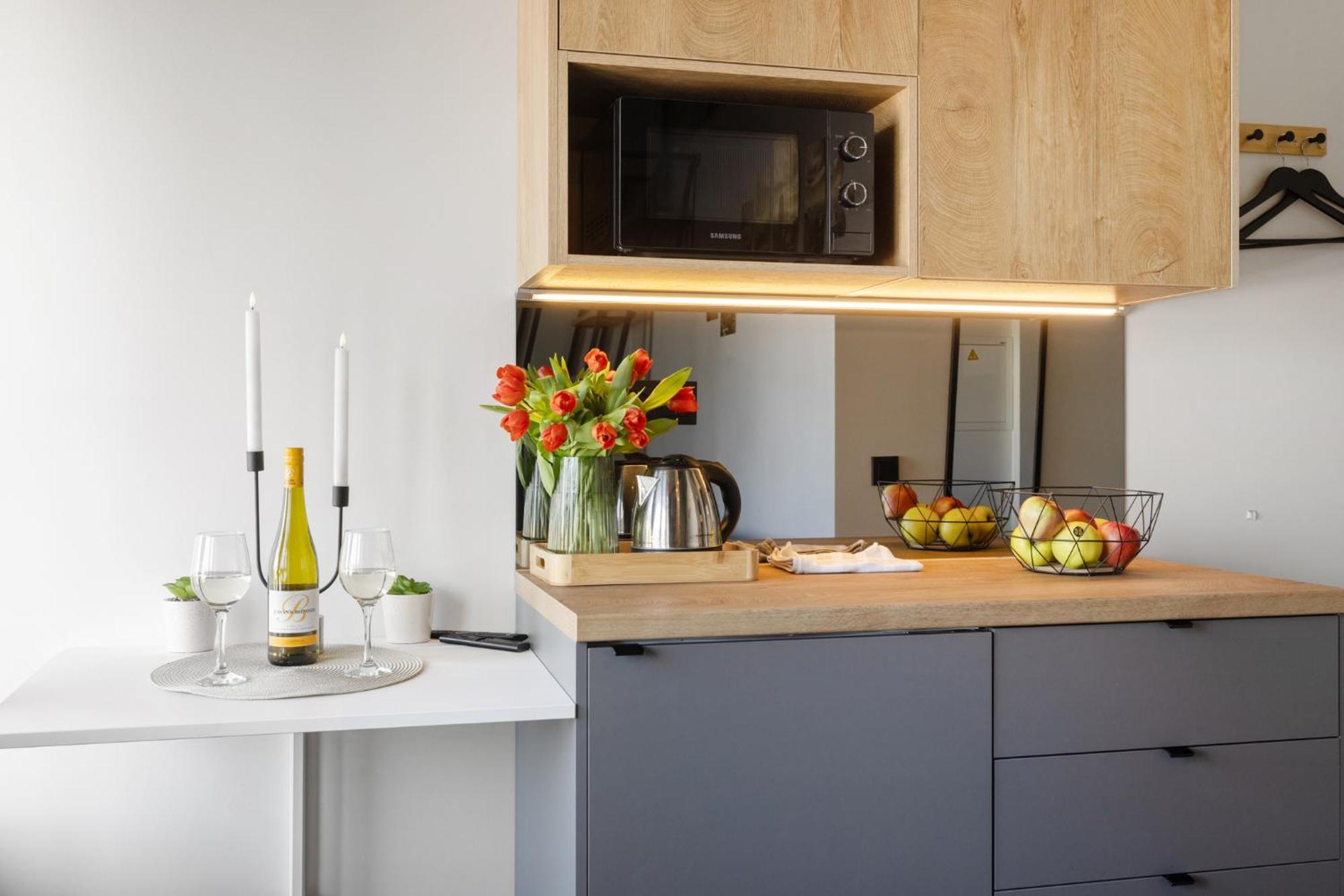 Bright Lofts Near City Center Harbour Tallin Exterior foto